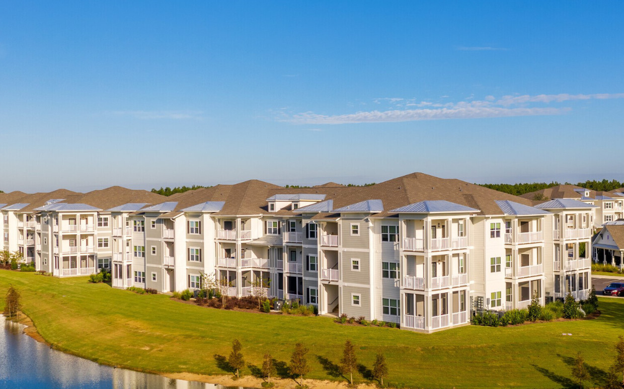 Lattitude at Hammock Bay — Freeport, 232 Units